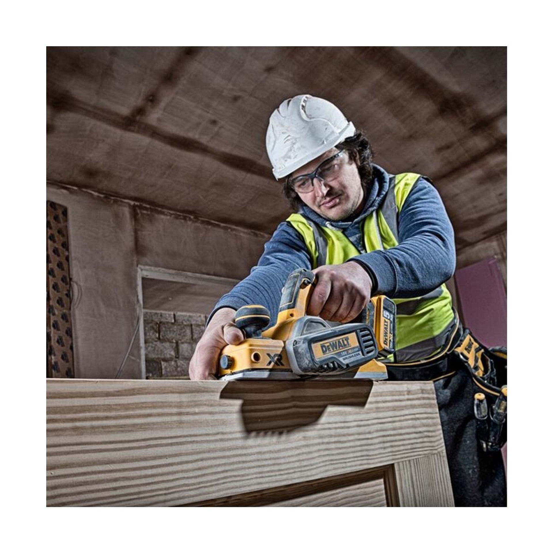 DeWalt DCP580N-XJ 18V XR Brushless 82mm Planer (Body Only)