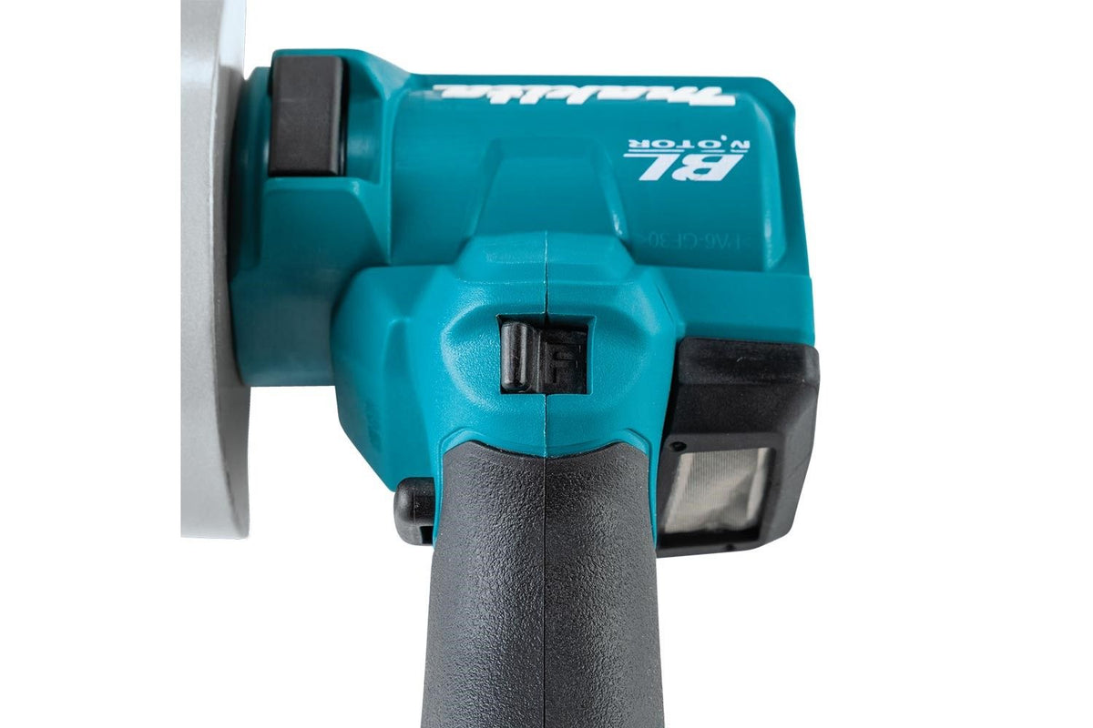 MAKITA DMC300Z 18v Brushless Compact Disc Cutter Body Only
