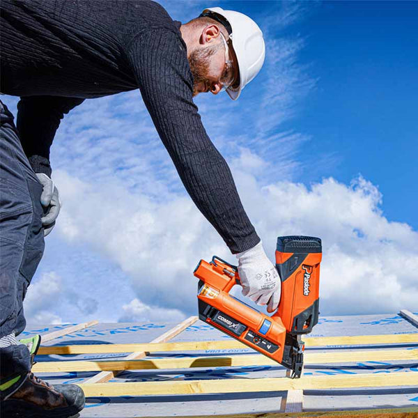 Paslode 014012 Combi-Xi Cordless Nailer with 2 Magazines and 2.1Ah Battery