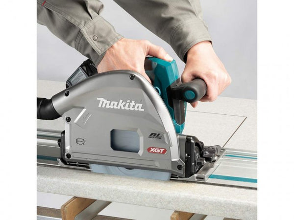 Makita SP001GZ03 40v MAX XGT Brushless Plunge Cut Circular Saw 165mm Body Only