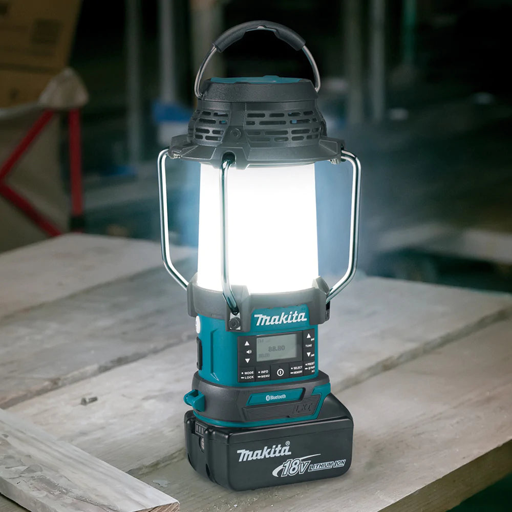 Makita DMR056 Cordless 18V DAB/DAB+ Radio Lantern Body Only