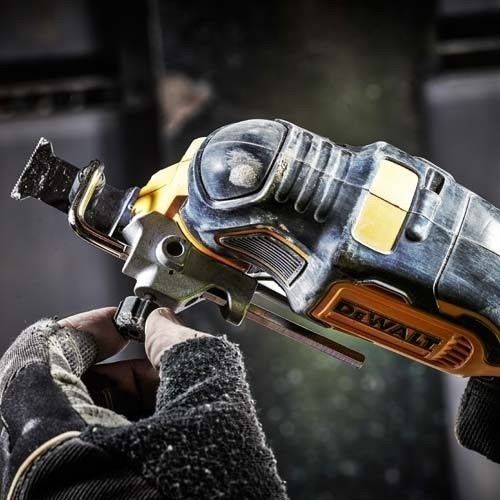 DeWalt DCS355N 18V Brushless Multi tool Body Only