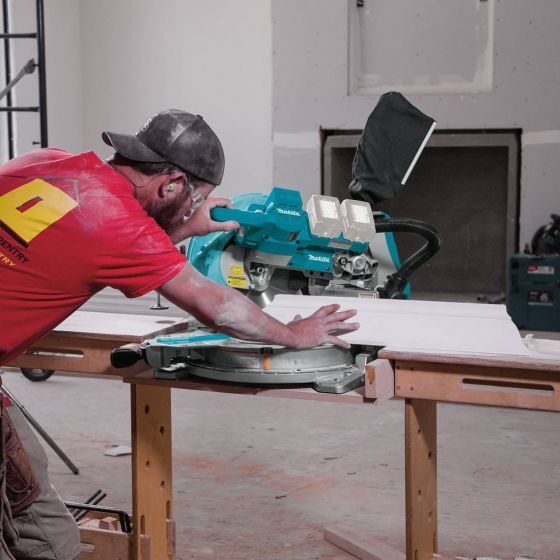 Makita DLS110Z Twin 18v Cordless Brushless Slide Compound 260mm Mitre Saw Body Only