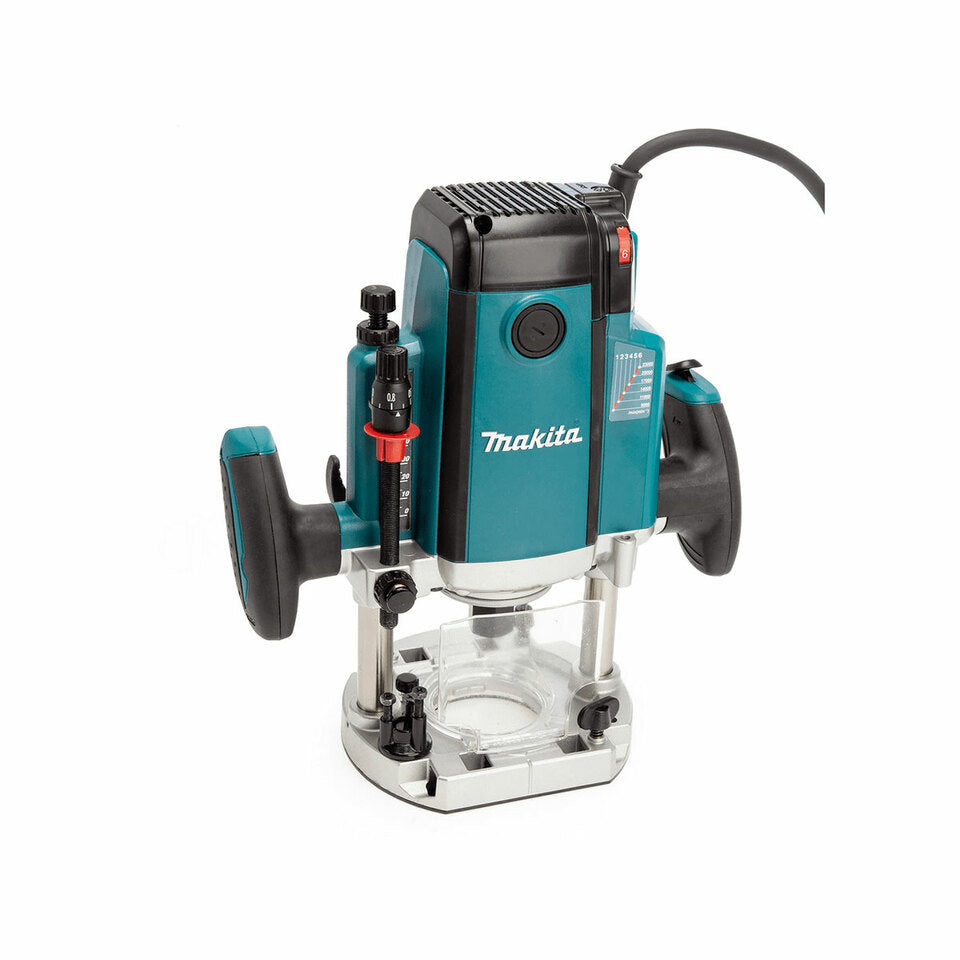 Makita RP2303FC08 1/2" Plunge Router 110V in Carry Case