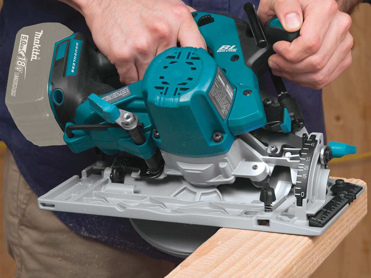 Makita DHS680Z IN USE